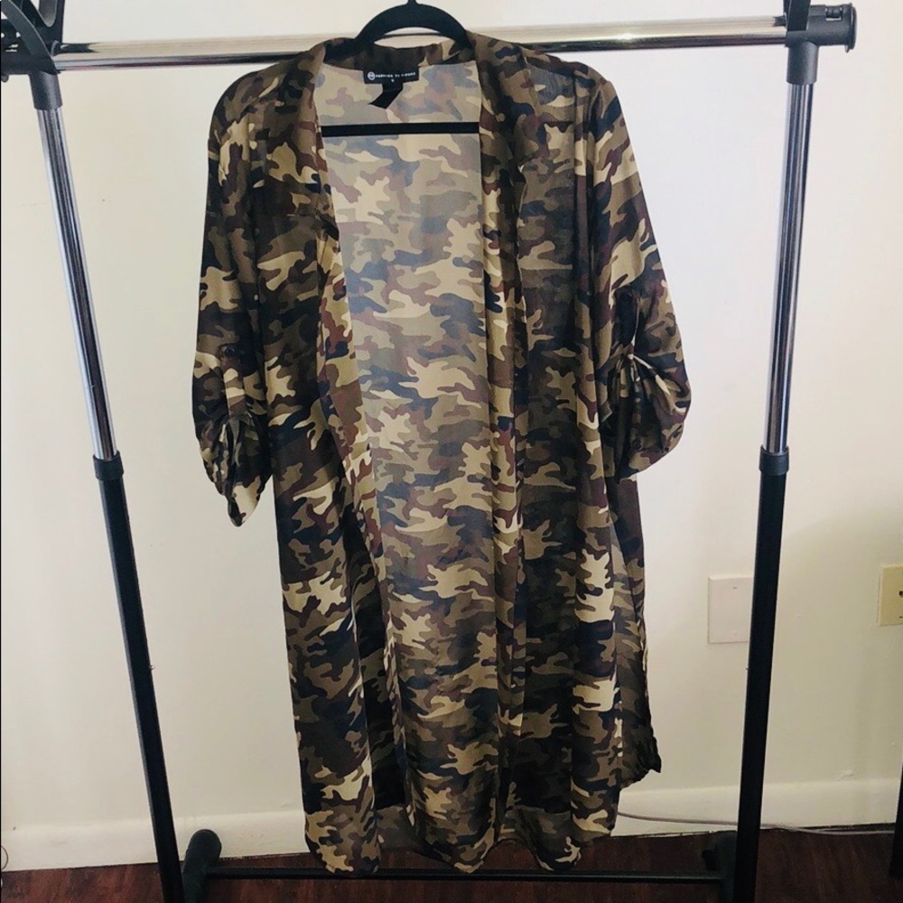 Camouflage duster